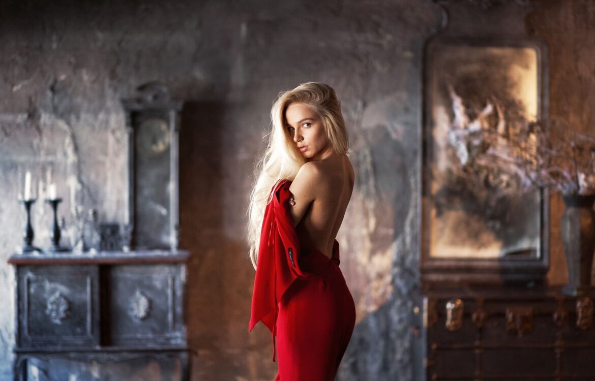 Lady in Red